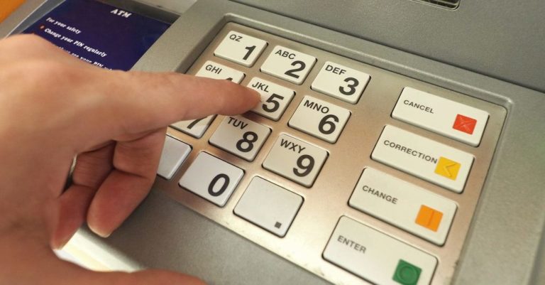 Police issue cash machine scam warning