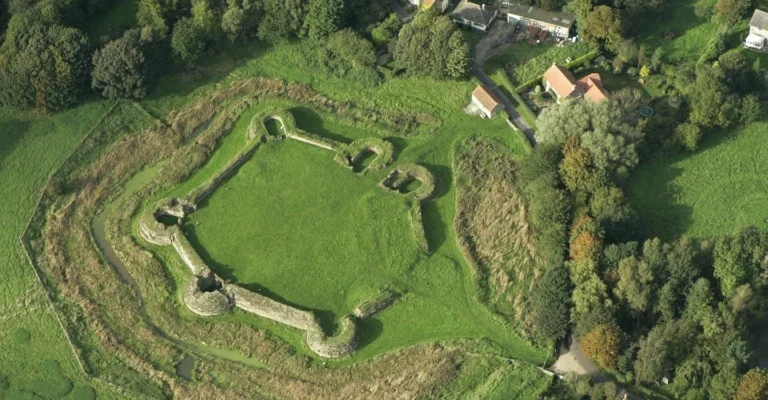 The Historical and Cultural Importance of Bolingbroke Castle